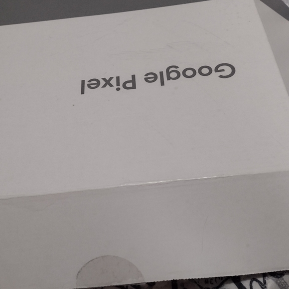Google Pixel - Picture 1 of 7